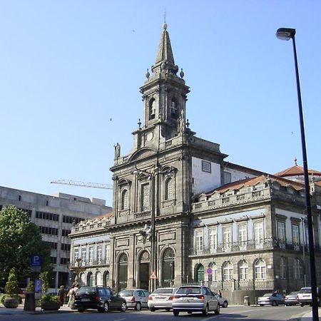 Fantasy Hostel Porto Luaran gambar