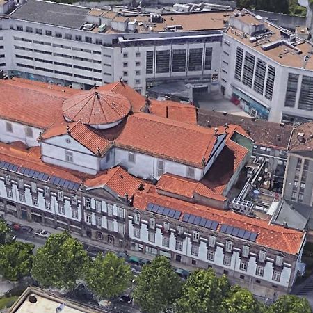 Fantasy Hostel Porto Luaran gambar