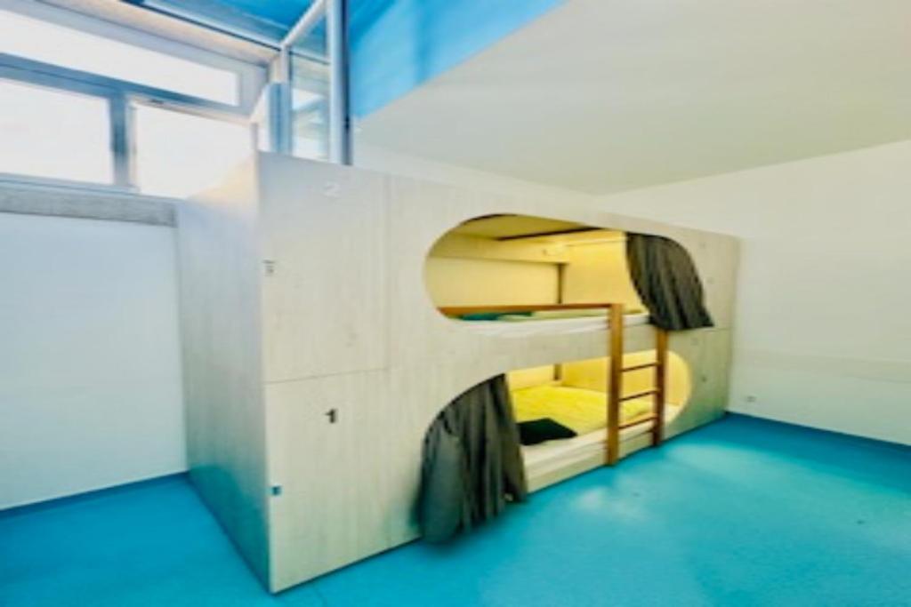Fantasy Hostel Porto Luaran gambar